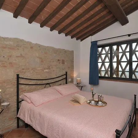 Casale Vecchio Fienile Holiday home Sant'Appiano